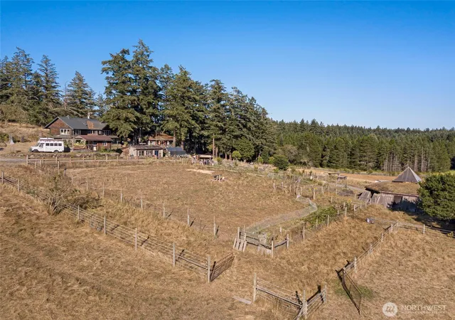 Photo 3 of Single family home for sale at 652 Halvorsen Rd, Friday Harbor, WA 98250 | MLS# NWM2570314 | Listing updated on 2026-09-23