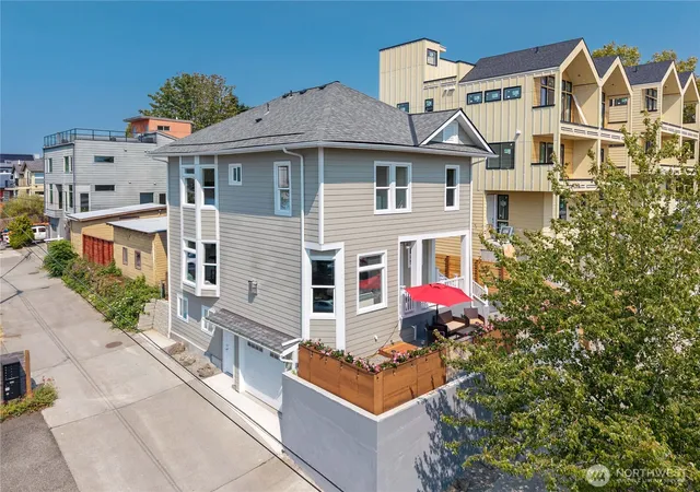 Photo 1 of Single family home for sale at 2216 E Fir St, Seattle, WA 98122 | MLS# NWM2570334 | Listing updated on 2026-10-01