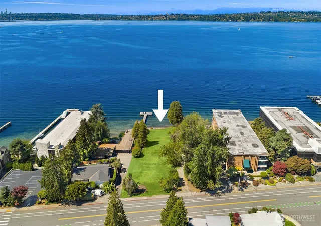 Photo 2 of Land for sale at 6211 Lake Washington Blvd Ne, Kirkland, WA 98033 | MLS# NWM2570353 | Listing updated on 2026-09-23