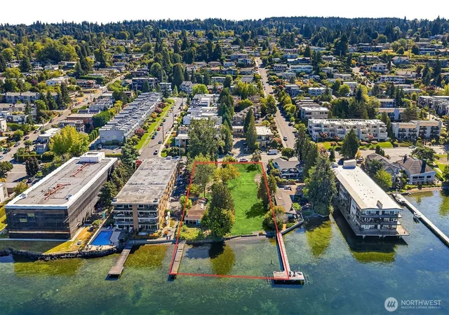 Photo 3 of Land for sale at 6211 Lake Washington Blvd Ne, Kirkland, WA 98033 | MLS# NWM2570353 | Listing updated on 2026-09-23