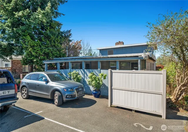 Photo 1 of Multi family home for sale at 318 3rd Avenue S, Edmonds, WA 98020 | MLS# NWM2570382 | Listing updated on 2026-09-23