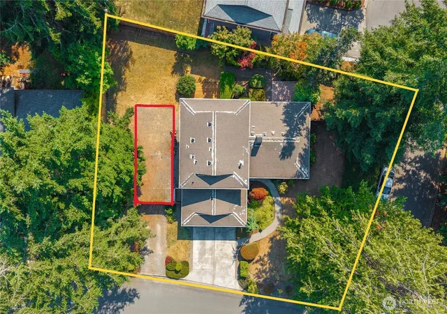 Photo 3 of Single family home for sale at 13323 Se 233rd Street, Kent, WA 98042 | MLS# NWM2570405 | Listing updated on 2026-09-23