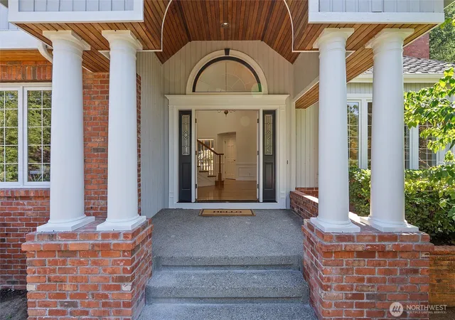 Photo 3 of Single family home for sale at 19611 NE 129th Way, Woodinville, WA 98077 | MLS# NWM2570412 | Listing updated on 2026-10-02