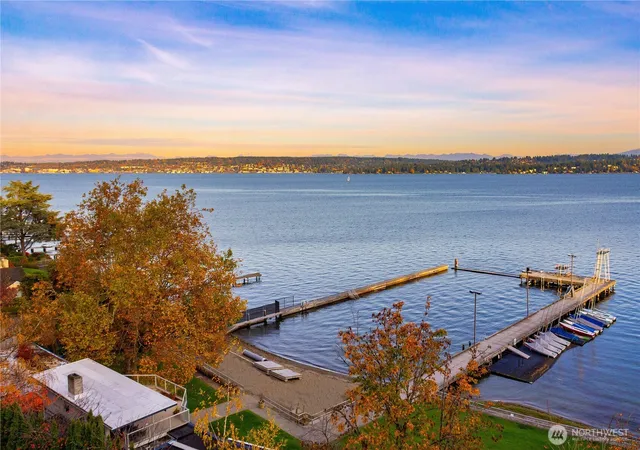 Photo 3 of Single family home for sale at 5003 NE 41st Street, Seattle, WA 98105 | MLS# NWM2570417 | Listing updated on 2026-10-08