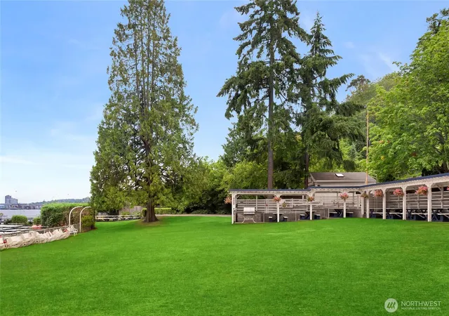 Photo 4 of Single family home for sale at 5003 NE 41st Street, Seattle, WA 98105 | MLS# NWM2570417 | Listing updated on 2026-10-08