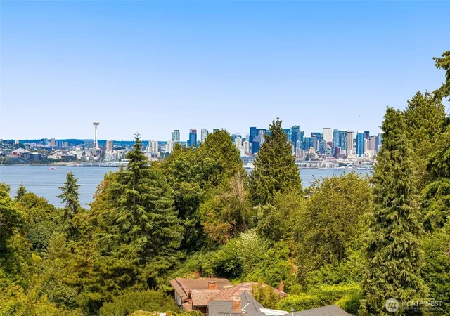 Photo 1 of Townhouse for sale at 1914 C Fry Ave Sw, Seattle, WA 98116 | MLS# NWM2570433 | Listing updated on 2026-09-25