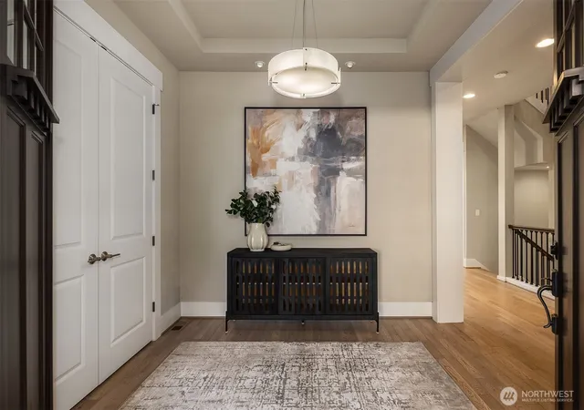 Photo 3 of Single family home for sale at 2227 77Th Ave Se, Mercer Island, WA 98040 | MLS# NWM2570435 | Listing updated on 2026-10-01