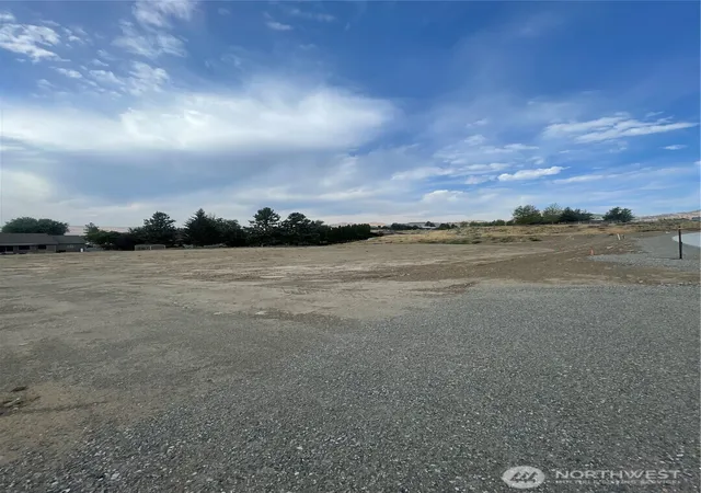 Photo 1 of Land for sale at 15 Parks Dr, Okanogan, WA 98840 | MLS# NWM2570449 | Listing updated on 2026-10-05