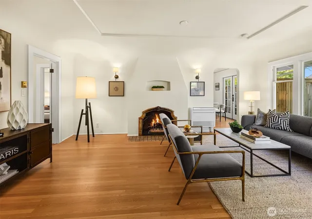 Photo 3 of Single family home for sale at 1703 Ne 73rd St, Seattle, WA 98115 | MLS# NWM2570451 | Listing updated on 2026-10-01