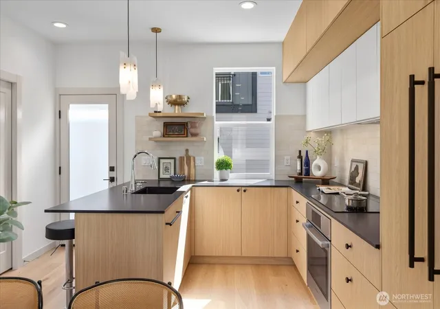 Photo 3 of Townhouse for sale at 4416 B Corliss Ave N, Seattle, WA 98103 | MLS# NWM2570481 | Listing updated on 2026-10-02