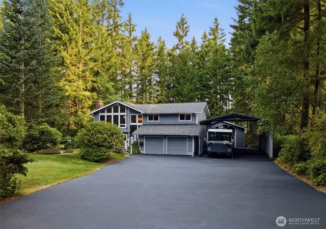 Photo 2 of Contingent at 3073 Se Misty Ct, Port Orchard, WA 98367 | MLS# NWM2570485 | Listing updated on 2026-09-23