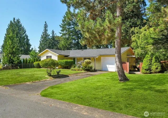 Photo 2 of Sale Pending at 1906 114th Drive Se, Lake Stevens, WA 98258 | MLS# NWM2570488 | Listing updated on 2026-09-21
