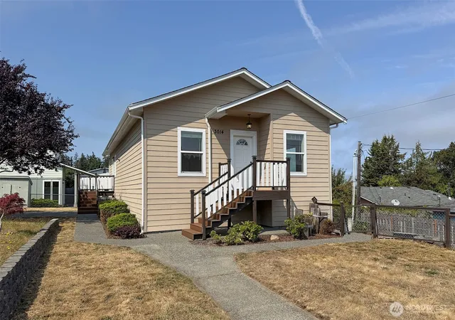 Photo 2 of Single family home for sale at 3014 S Peabody, Port Angeles, WA 98362 | MLS# NWM2570510 | Listing updated on 2026-09-23