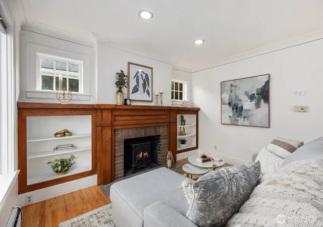 Photo 4 of Sale Pending at 3218 S Byron St, Seattle, WA 98144 | MLS# NWM2570511 | Listing updated on 2026-09-26