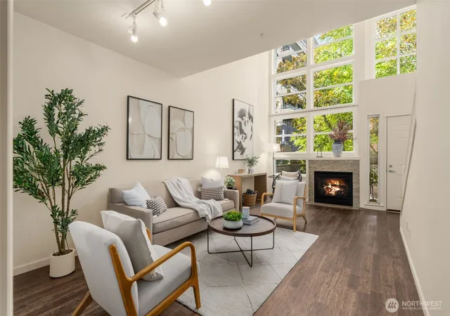 Photo 4 of Townhouse for sale at 10042 Main St #112, Bellevue, WA 98004 | MLS# NWM2570513 | Listing updated on 2026-09-30