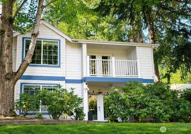 Photo 1 of Condo for sale at 8653 Avondale Rd Ne #D208, Redmond, WA 98052 | MLS# NWM2570520 | Listing updated on 2026-10-02