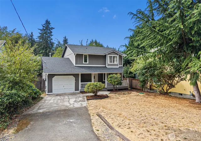 Photo 2 of Single family home for sale at 5047 Carole Dr Ne, Olympia, WA 98516 | MLS# NWM2570521 | Listing updated on 2026-09-22