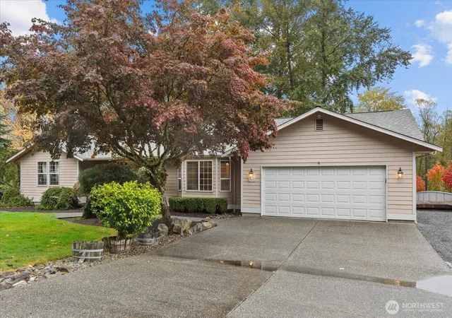 Photo 1 of Single family home for sale at 2505 Lake Dr, Lake Stevens, WA 98258 | MLS# NWM2570522 | Listing updated on 2026-10-02