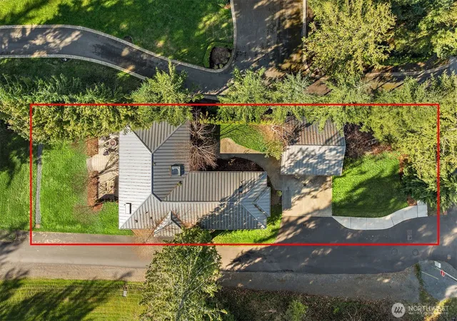 Photo 3 of Single family home for sale at 2831 226th Avenue SE, Sammamish, WA 98075 | MLS# NWM2570523 | Listing updated on 2026-09-30