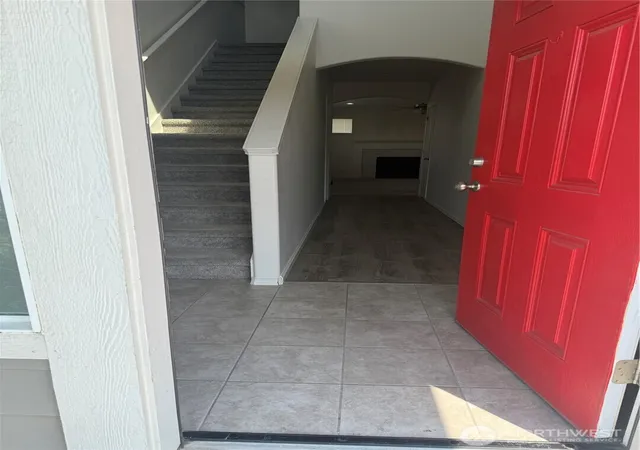Photo 3 of Single family home for sale at 1124 W Aspen Rd, Moses Lake, WA 98837 | MLS# NWM2570529 | Listing updated on 2026-09-23