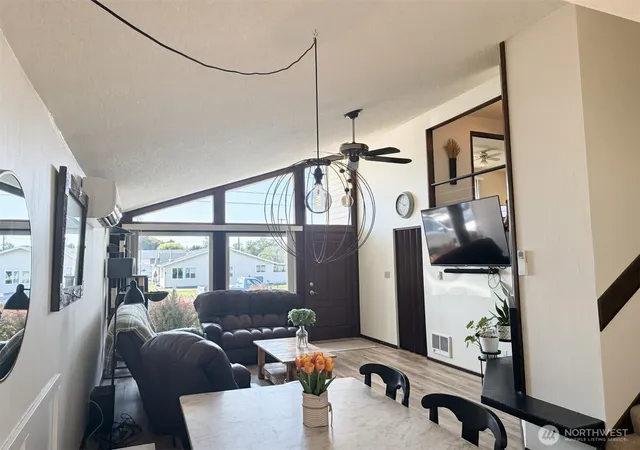 Photo 3 of Single family home for sale at 615 Se Mitchum St, Wilbur, WA 99185 | MLS# NWM2570536 | Listing updated on 2026-09-23