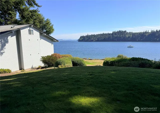 Photo 3 of Condo for sale at 30 Admiralty Ln #316, Port Ludlow, WA 98365 | MLS# NWM2570537 | Listing updated on 2026-09-21