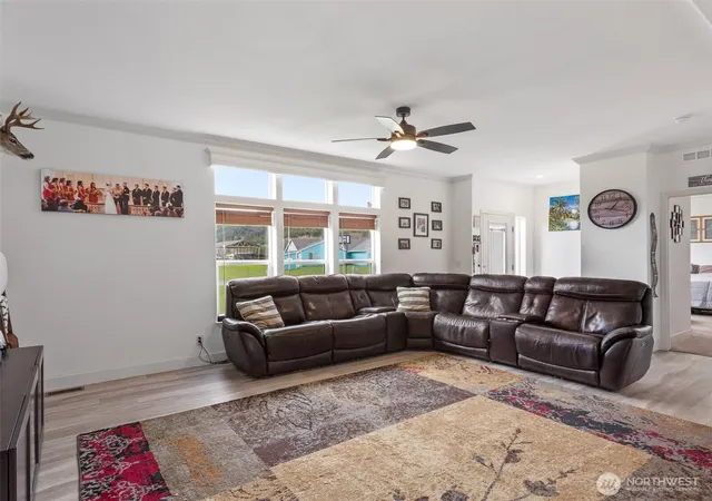 Photo 3 of Manufactured home for sale at 4 Nature Loop, Cathlamet, WA 98612 | MLS# NWM2570545 | Listing updated on 2026-09-23