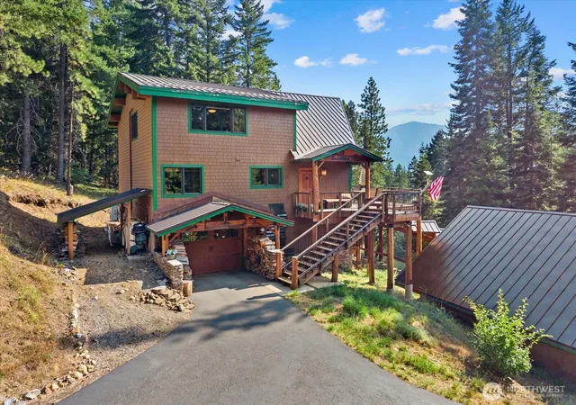 Photo 4 of Single family home for sale at 301 Carillon Cove Dr, Ronald, WA 98940 | MLS# NWM2570551 | Listing updated on 2026-09-29