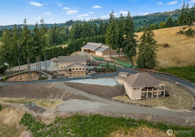 Photo 1 of Single family home for sale at 413 Confer Rd, Kalama, WA 98625 | MLS# NWM2570561 | Listing updated on 2026-09-23