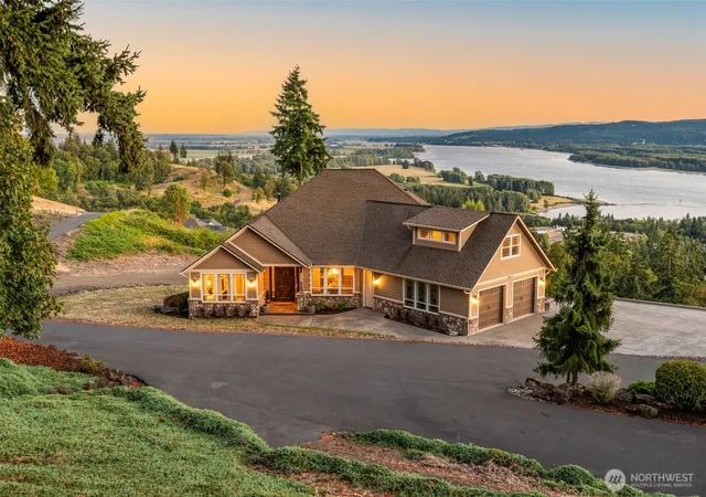 Photo 2 of Single family home for sale at 413 Confer Rd, Kalama, WA 98625 | MLS# NWM2570561 | Listing updated on 2026-09-23