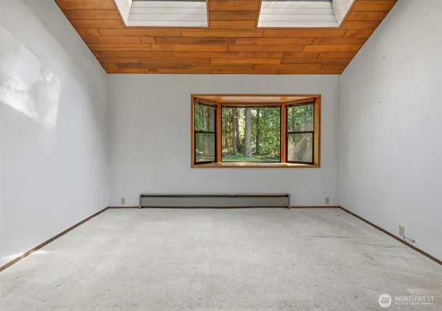Photo 4 of Sale Pending at 180 W Fitchburg Ave, Port Hadlock, WA 98339 | MLS# NWM2570564 | Listing updated on 2026-09-25