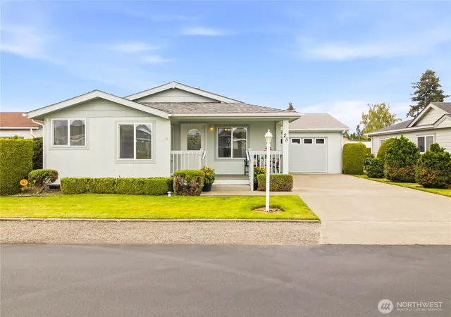 Photo 2 of Manufactured home for sale at 1918 Harrison Ave #25, Centralia, WA 98531 | MLS# NWM2570569 | Listing updated on 2026-09-23