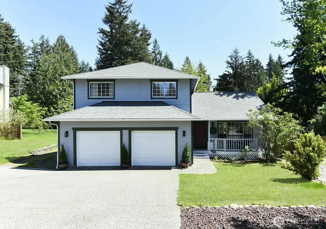 Photo 2 of Sale Pending at 20911 111th Street Ct E, Bonney Lake, WA 98391 | MLS# NWM2570572 | Listing updated on 2026-09-21