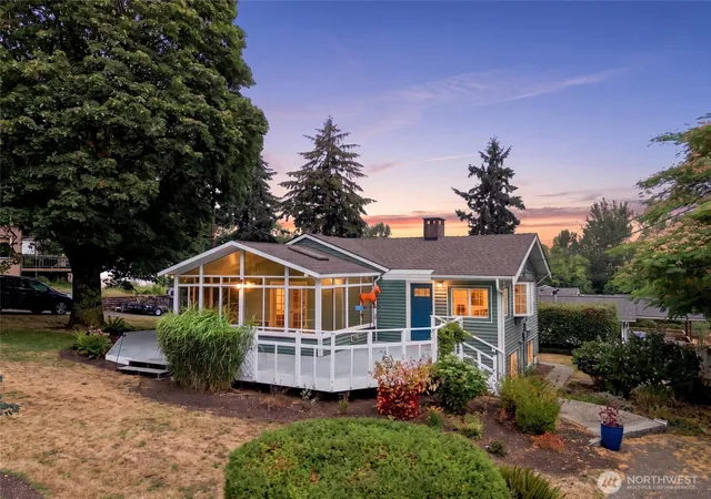 Photo 2 of Single family home for sale at 9854 Occidental Ave S, Seattle, WA 98108 | MLS# NWM2570585 | Listing updated on 2026-09-23