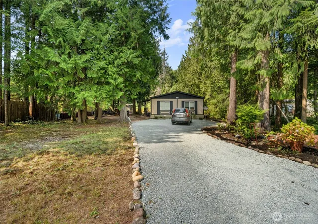 Photo 1 of Manufactured home for sale at 41971 Cedar St, Concrete, WA 98237 | MLS# NWM2570588 | Listing updated on 2026-09-23