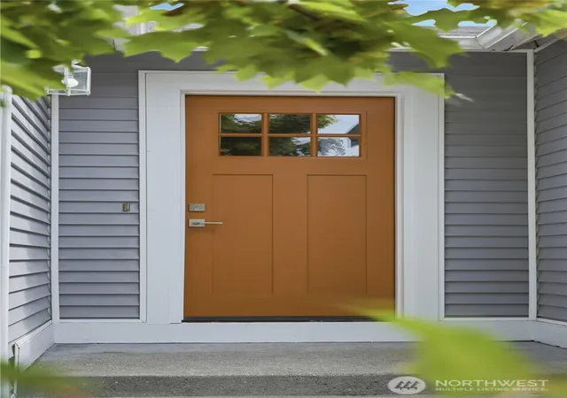 Photo 4 of Single family home for sale at 17405 85th Avenue Ct E, Puyallup, WA 98375 | MLS# NWM2570591 | Listing updated on 2026-09-23