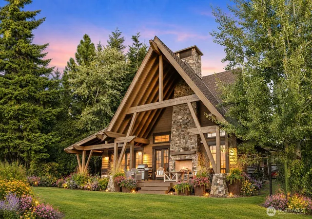 Photo 3 of Single family home for sale at 531 Cabin Trl Dr, Cle Elum, WA 98922 | MLS# NWM2570606 | Listing updated on 2026-09-29