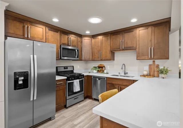 Photo 4 of Single family home for sale at 14310 176Th Ave Se, Renton, WA 98059 | MLS# NWM2570622 | Listing updated on 2026-09-26