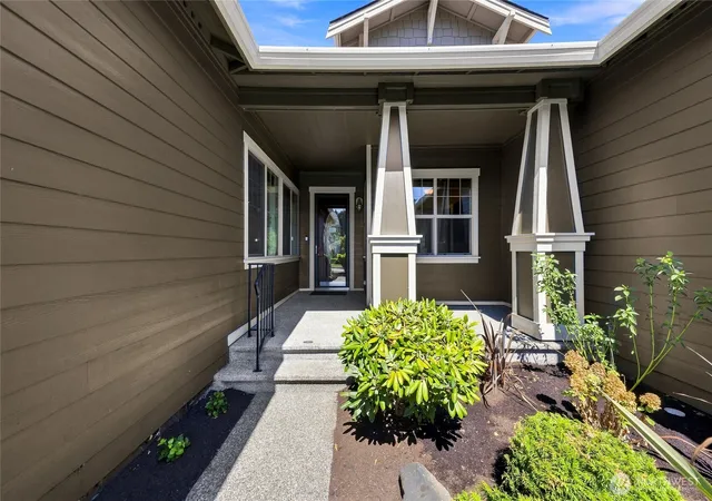 Photo 3 of Single family home for sale at 8633 Bainbridge Loop Ne, Lacey, WA 98516 | MLS# NWM2570623 | Listing updated on 2026-10-02