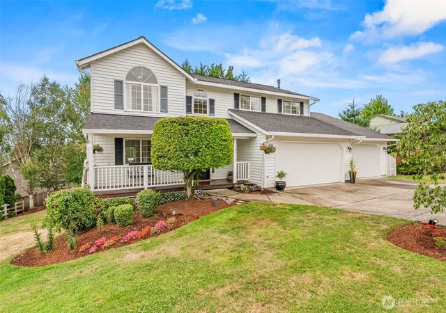 Single family home for sale at 1247 E Pioneer Loop, La Center, WA 98629 | MLS# NWM2570626