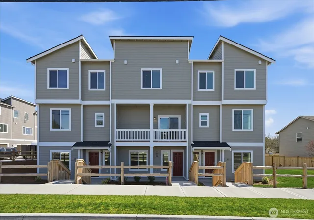Photo 1 of Condo for sale at 9811 31st Avenue Se #F1, Everett, WA 98208 | MLS# NWM2570648 | Listing updated on 2026-09-30