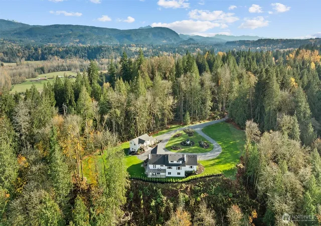 Photo 4 of Single family home for sale at 9813 Moran Rd, Arlington, WA 98223 | MLS# NWM2570659 | Listing updated on 2026-09-23