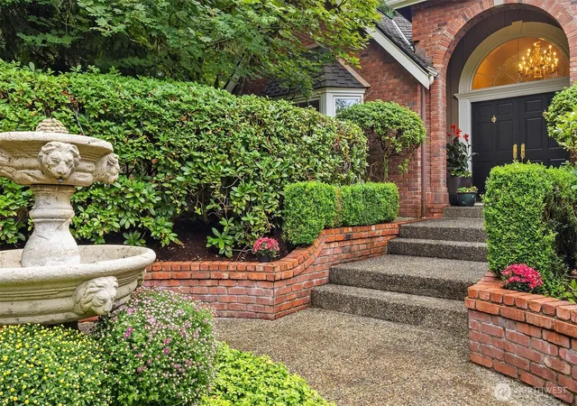 Photo 3 of Single family home for sale at 16701 Saybrook Dr Ne, Woodinville, WA 98077 | MLS# NWM2570660 | Listing updated on 2026-10-01