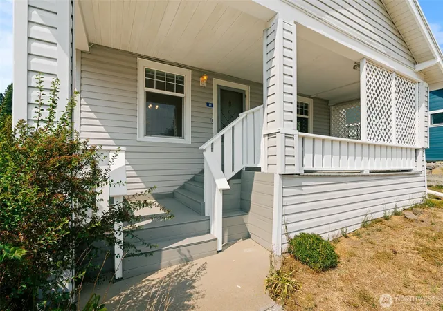 Photo 4 of Single family home for sale at 101 E Utah Ave, Roslyn, WA 98941 | MLS# NWM2570661 | Listing updated on 2026-09-24
