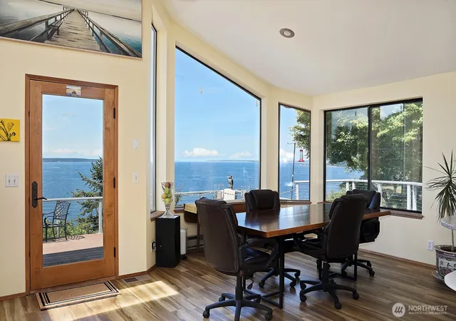 Photo 3 of Sale Pending at 330 Susana Dr, Freeland, WA 98249 | MLS# NWM2570681 | Listing updated on 2026-09-21