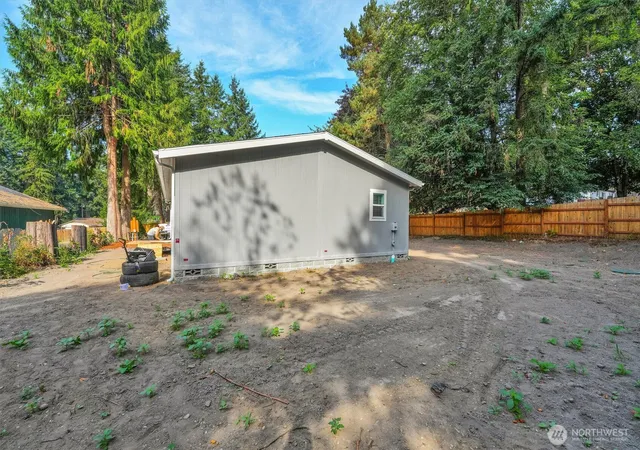 Photo 25 of Manufactured home for sale at 11321 205th Avenue E, Bonney Lake, WA 98391 | MLS# NWM2570684 | Listing updated on 2026-10-06