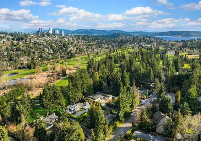 Photo 3 of Mansion for sale at 2242 79th Avenue Ne, Medina, WA 98039 | MLS# NWM2570687 | Listing updated on 2026-09-30
