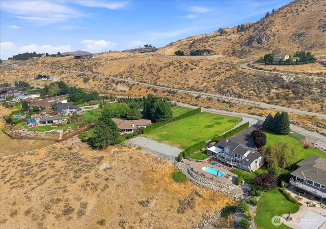 Photo 3 of Land for sale at 125 Highpoint Ln, Chelan, WA 98816 | MLS# NWM2570693 | Listing updated on 2026-09-23