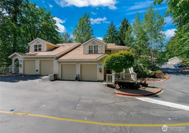Photo 3 of Condo for sale at 2540 118th Avenue Se #202, Bellevue, WA 98005 | MLS# NWM2570706 | Listing updated on 2026-09-29