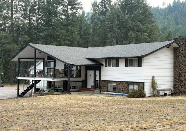 Photo 1 of Single family home for sale at 499 W 9th Street, Republic, WA 99166 | MLS# NWM2570708 | Listing updated on 2026-09-23
